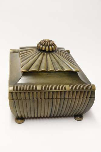 An Exceptional Indian Raj Period Carved Horn Workbox