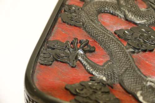 A Fine Quality 19th Century Chinese Carved Red And Black Lacquer Box
