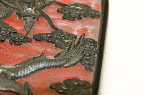 A Fine Quality 19th Century Chinese Carved Red And Black Lacquer Box