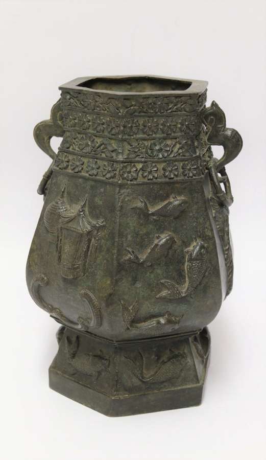 A Chinese Finely Cast 19th Century Bronze Vessel