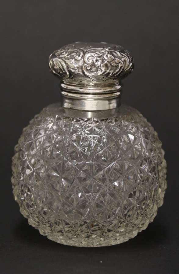 A Good Quality Victorian Silver And Cut Glass Perfume Bottle