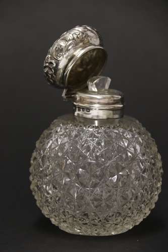 A Good Quality Victorian Silver And Cut Glass Perfume Bottle