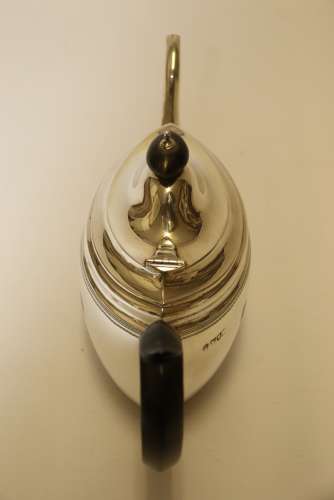 Exceptional Silver Tea Set By Edward Barnard And Sons