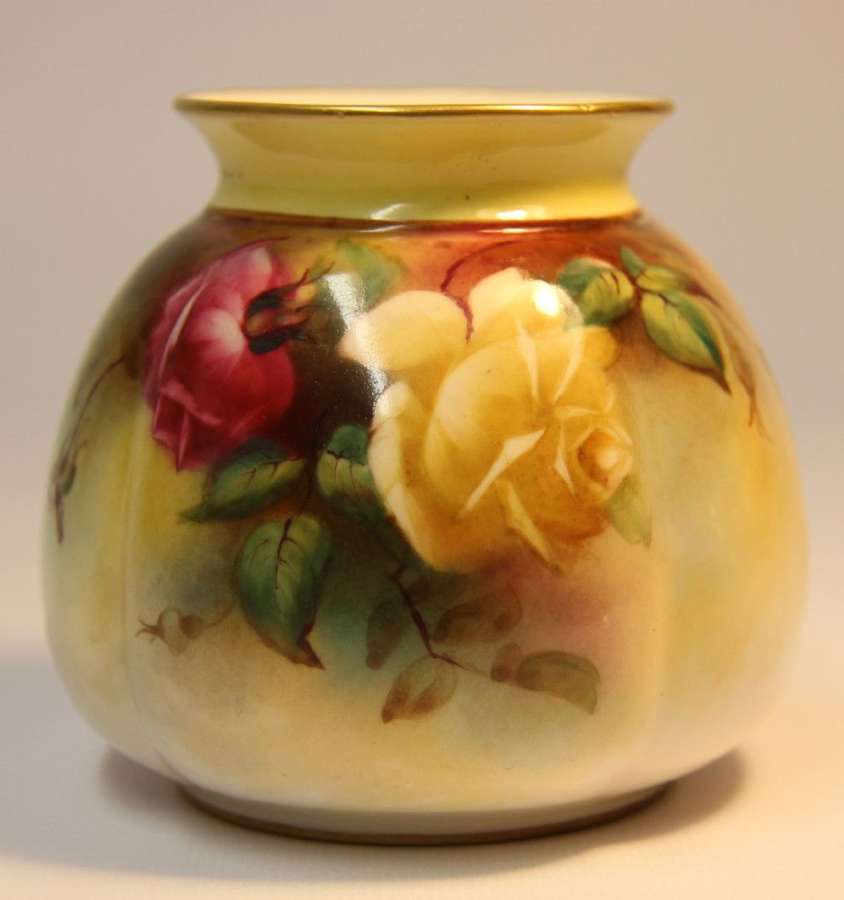 A Fine English Edwardian Hadley's Royal Worcester Porcelain  Floral Pa