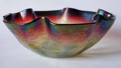 Bohemian art glass iridescent bowl from the Loetz factory circa 1900