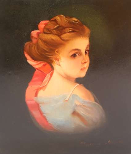 A Russian lacquered box hand painted with a portrait of a lady C 1920