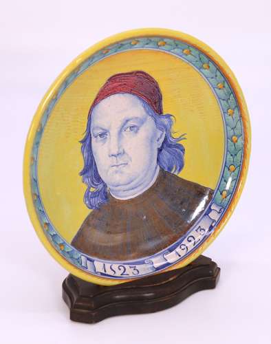 Italian majolica hand painted plate of Pietro Perugino, circa 1923