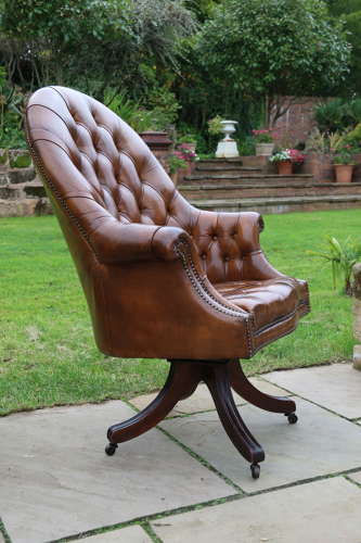 Early 20th century tilt and rotate desk/study chair circa 1930