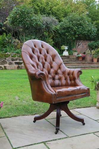 Early 20th century tilt and rotate desk/study chair circa 1930