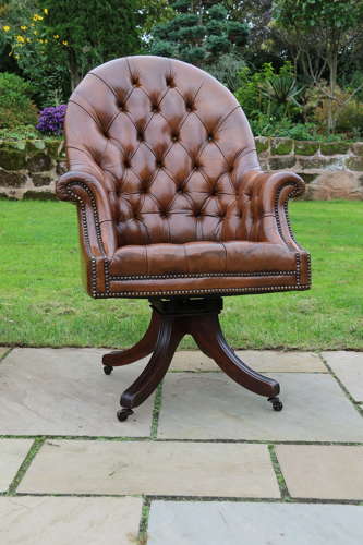 Early 20th century tilt and rotate desk/study chair circa 1930