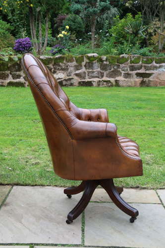 Early 20th century tilt and rotate desk/study chair circa 1930