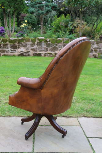 Early 20th century tilt and rotate desk/study chair circa 1930
