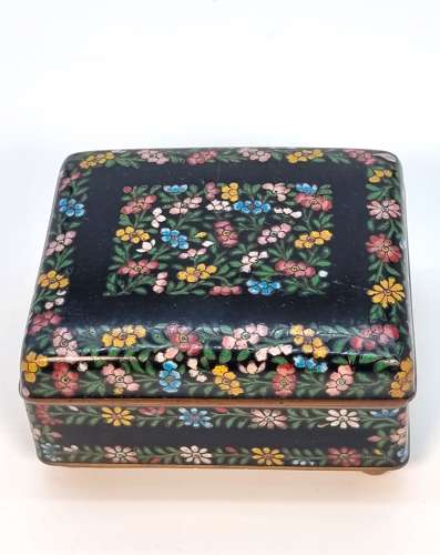 A Chinese 19th century cloisonné enamel box, circa 1880