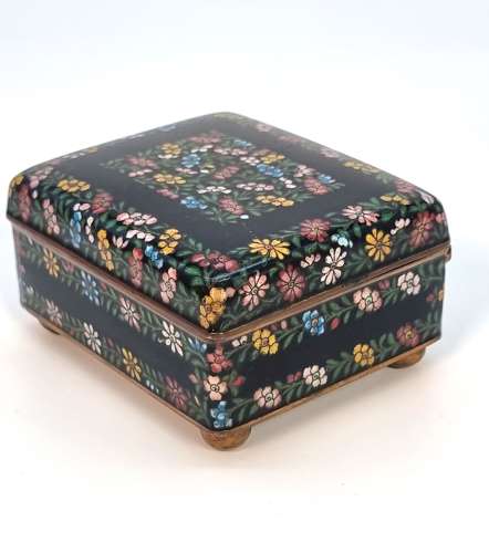 A Chinese 19th century cloisonné enamel box, circa 1880