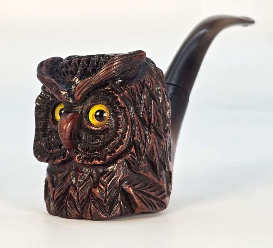 A rare novelty burr briar wood smoking pipe circa 1900