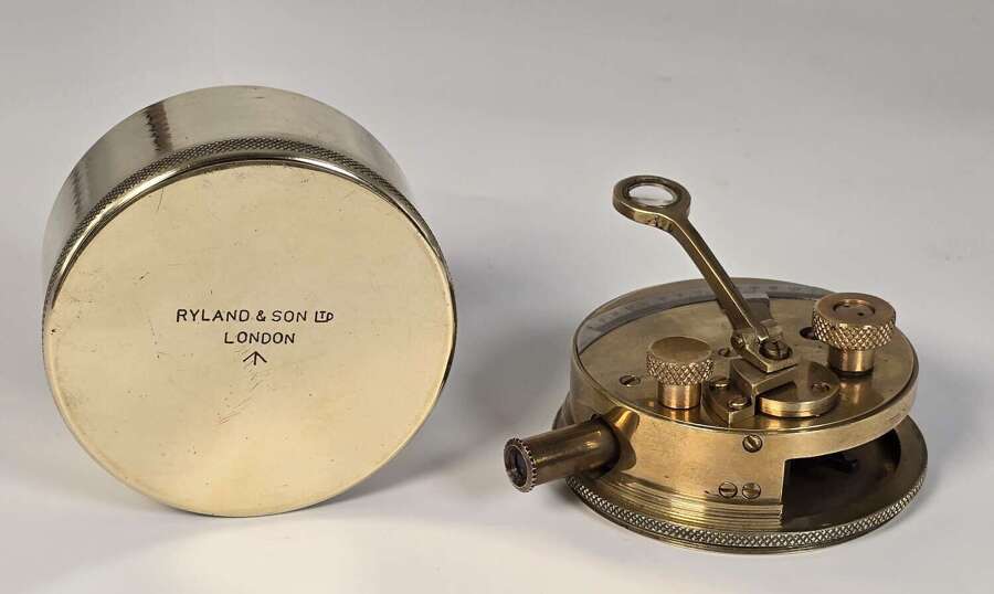 WW1 brass military pocket sextant made by Ryland & Son, London, circa 1915
