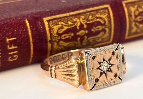 A rose gold and diamond signet ring, Birmingham. 1930-31