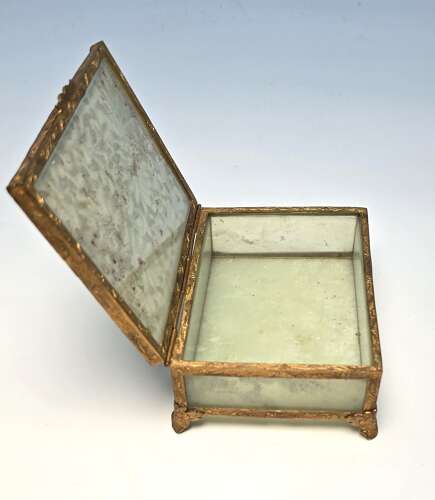 A Chinese carved jade and gilt metal mounted jewellery box circa 1920