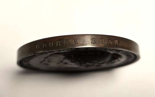 1851 Great Exhibition large bronze medal only awarded to 318 jurors named George Shaw