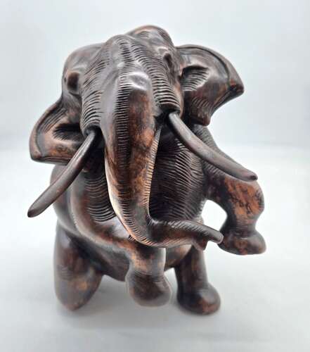 Antique Raj Period hand carved Indian elephant sculpture (Circa 1890)