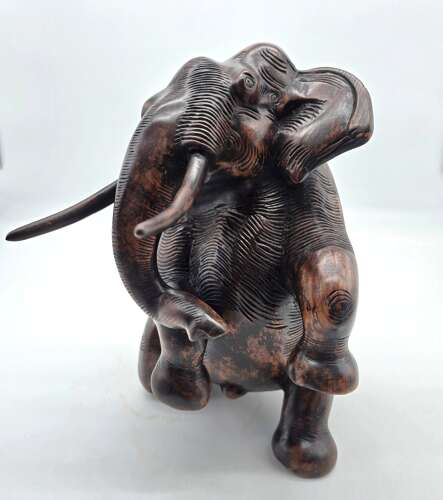 Antique Raj Period hand carved Indian elephant sculpture (Circa 1890)