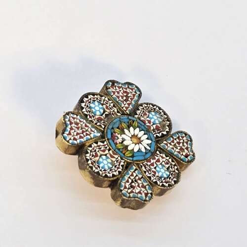 Exceptionally fine 19th century Italian micro mosaic brooch, c.1880